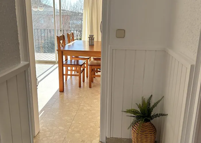 Isard 4 Bis Junto A La Playa *